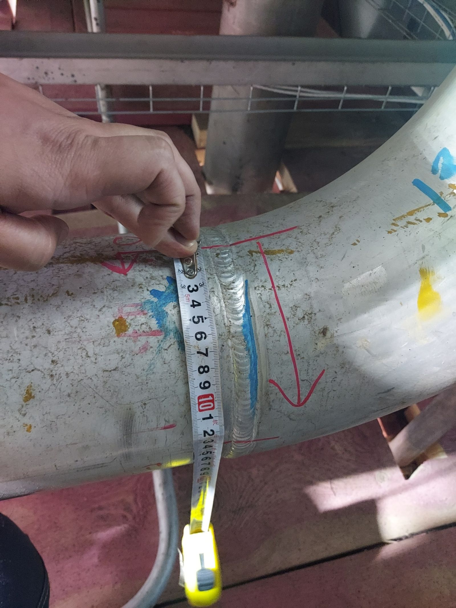 Elbow: weld position measured
